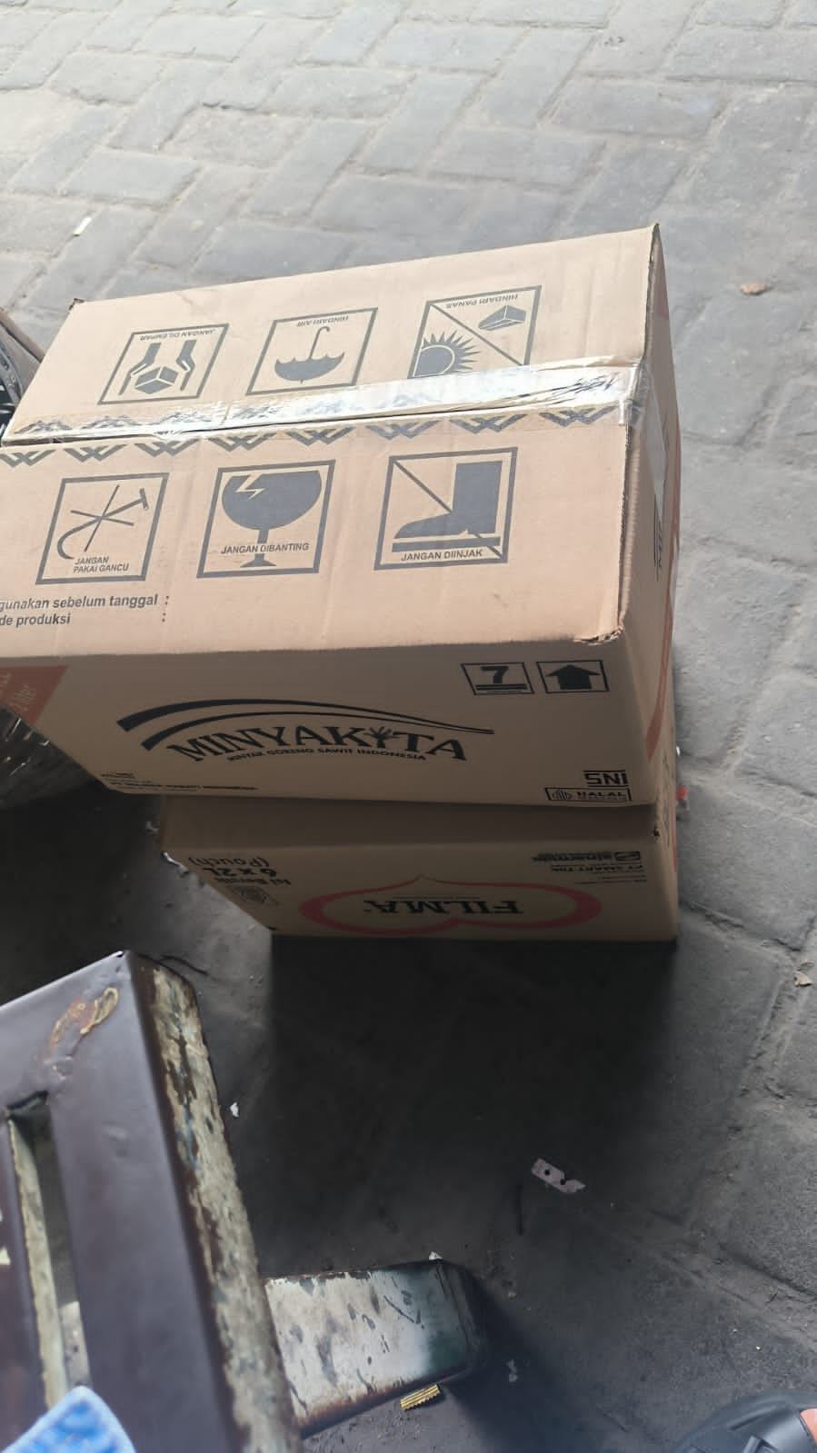 Rak sembako FU MART